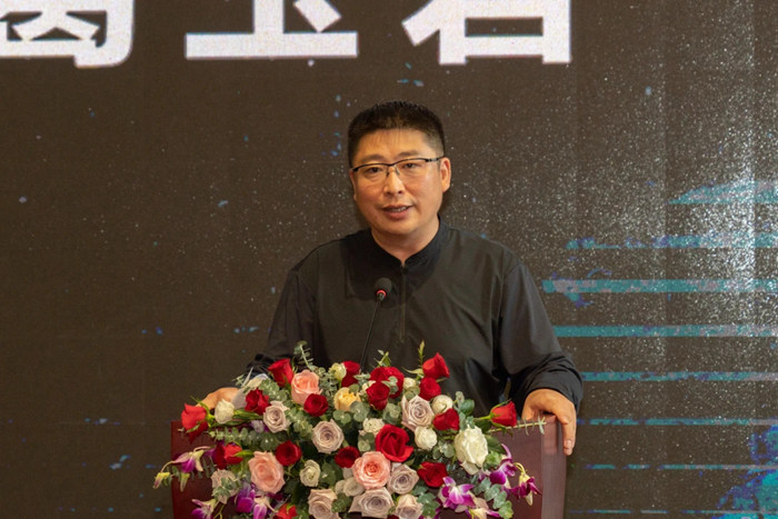 101岁戴泽重回故里开展 百余组作品展其笔下“万物生”