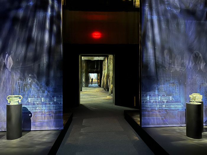 聚焦《永恒的祭献：中国古代青铜礼器》大展（11）：镜子的妙用