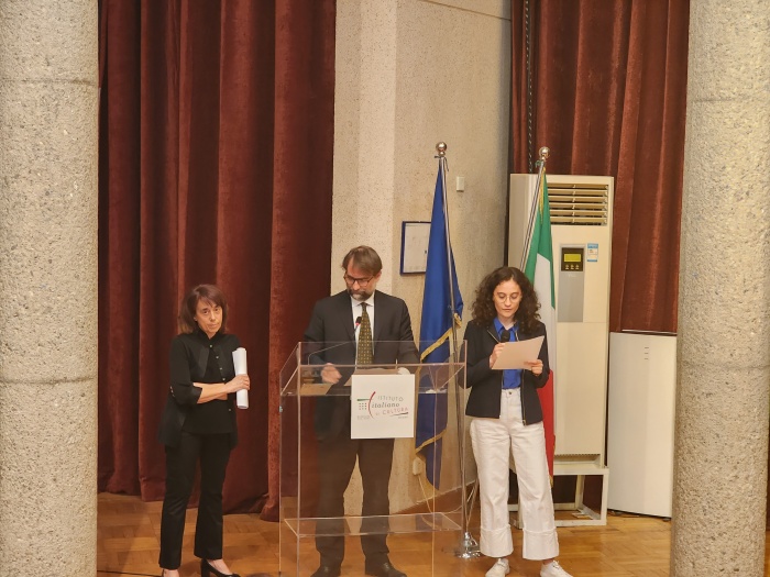 向利玛窦致敬：贾卢卡·契格卡尼个展IMAGO SUM在意大利文化中心举办