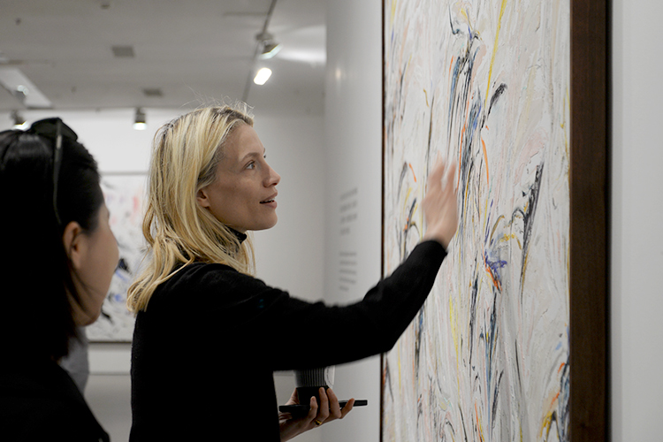 带来“太阳背后”的世界:玛莉·德维尔潘个展在京开幕