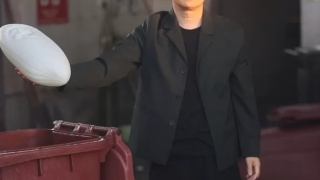 价值百万“大米”被艺术家扔掉，原因引人深思